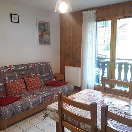 Apartament Village